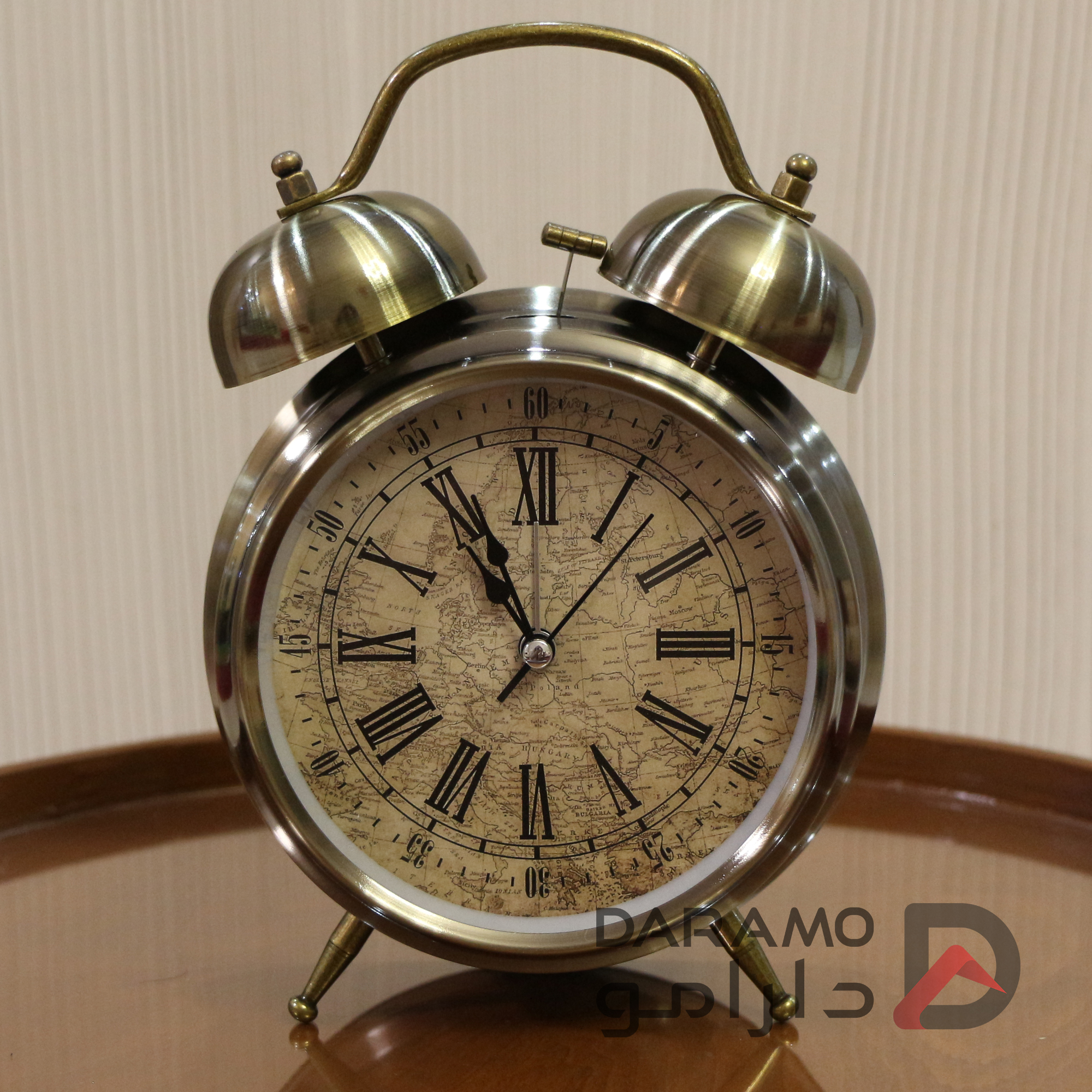 ساعت رومیزی آبکاری زنگ دار برند لاولی رنگ تیتانیوم